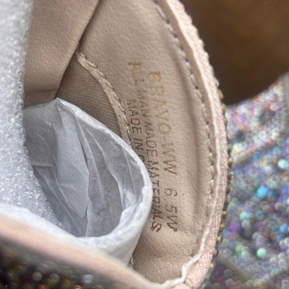 NWT CUSHIONAIRE Women's Bravo Rhinestone Western Boots with +Memory Foam,6.5W 🌟🌟 - Picture 15 of 17